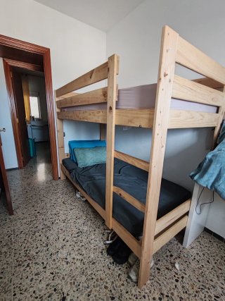 Litera madera + 2 colchones