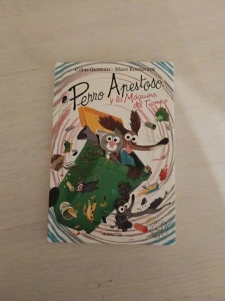 Perro Apestoso y la máquina del tiempo