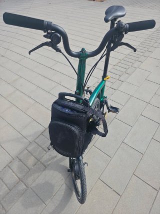 Bicicleta Brompton Eléctrica Emerald Green Lacquer