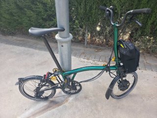 Bicicleta Brompton Eléctrica Emerald Green Lacquer