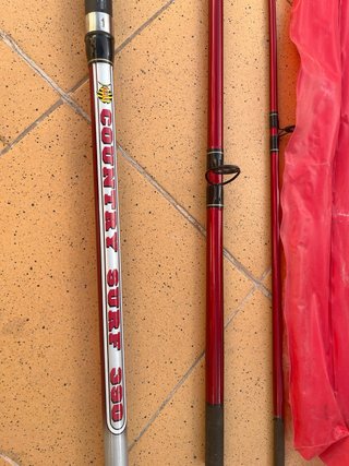 Caña de pesca roja