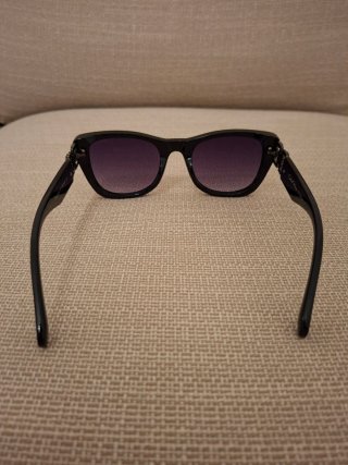 Occhiali da sole donna neri e viola
