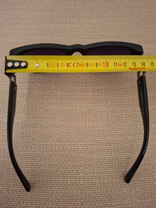 Occhiali da sole donna neri e viola