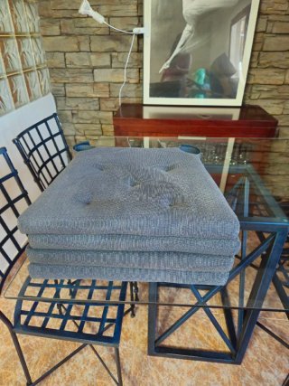 Mesa y Sillas de comedor Forjadas