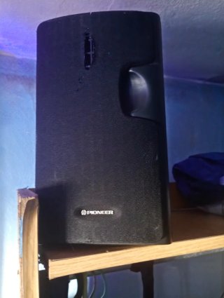Equipo DJ: Mesa Mezclas + Portátil + altavoces