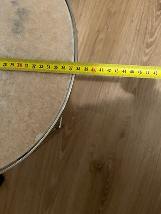 Mesa auxiliar Zara Home mármol y metal