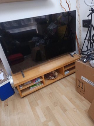 Mueble TV madera y negro