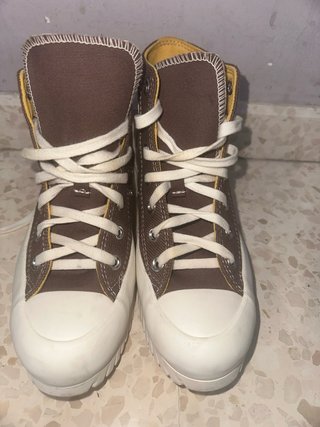Botines Converse Marrones y Blancos