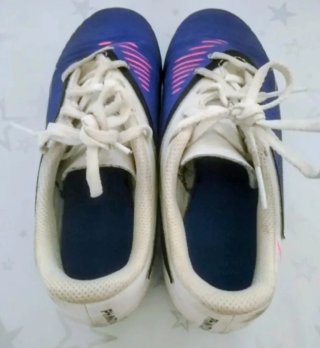 Fútbol ( botas de tacos Nike TALLA 33 )