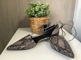 Zapatos Massimo Dutti estampado animal
