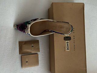 Zuecos Car Shoe Flores