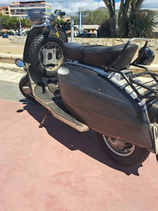 Lambretta 150 Scooter gris Plata