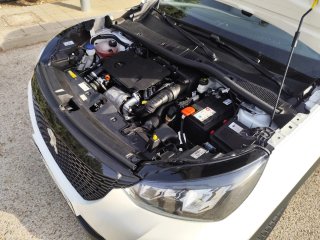 Peugeot 2008 año 2021 1.5hdi