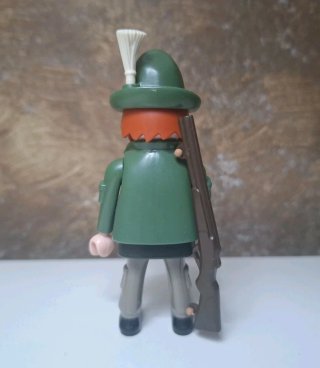 Playmobil serie 10 chico cazador