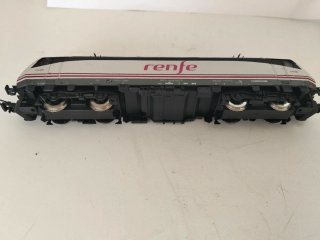 Locomotora Renfe 253 H0