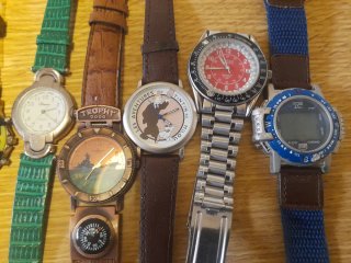 Lote de 15 relojes variados