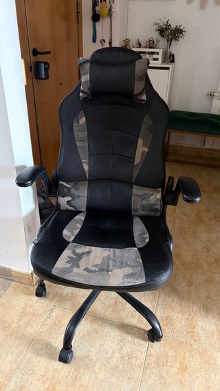 Silla Gamer Negra con Detalles Camuflaje