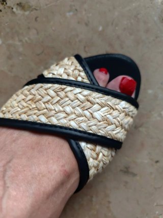 Sandalias Gioseppo Rinsey Beige/Negro Talla 39 Nue