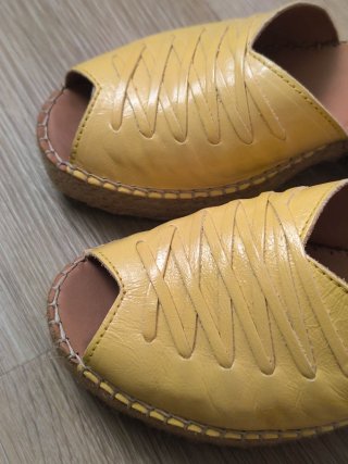Sandalias Naguisa esparto amarillas