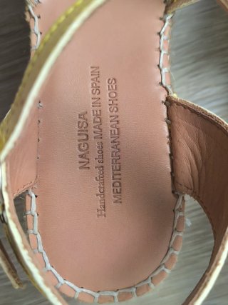 Sandalias Naguisa esparto amarillas