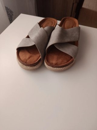Sandalias esparto cruzadas