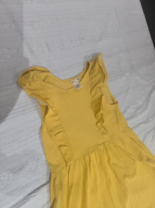 Vestido amarillo niña 134/140