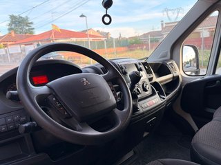Peugeot Boxer   Acabado Asphalt, 2.2 165cv