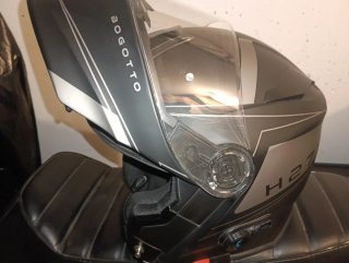 Casco Bogotto H27 con Intercomunicador
