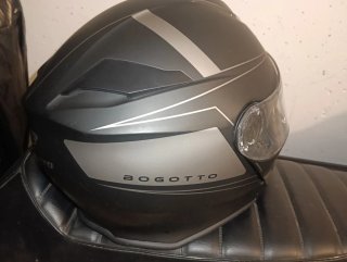 Casco Bogotto H27 con Intercomunicador
