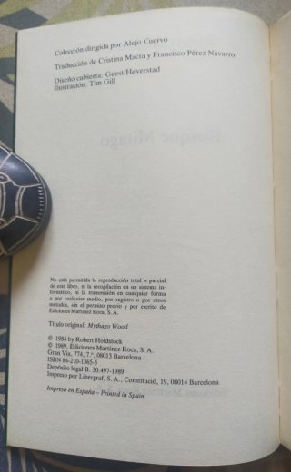 1* Edición. Bosque Mitago. Robert Holdstock.