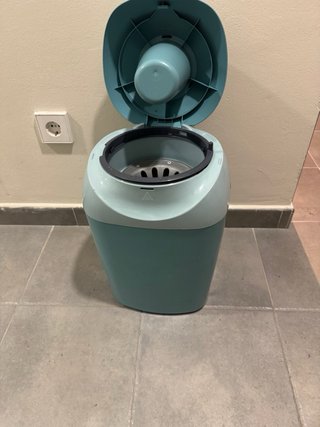 Bañera de viaje para bebé y papelera