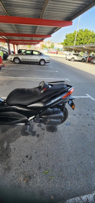 Yamaha Xmax 125cc Iron Max (ABS) - SOLO 10.700 km