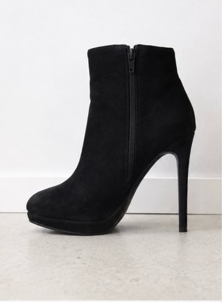 Botines tacón alto negros talla M