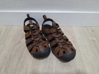 Sandalias Keen Clearwater Cuero Marrón