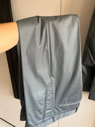 Traje Zara Gris Rayas Talla 40 pantalon. 48 chaqut
