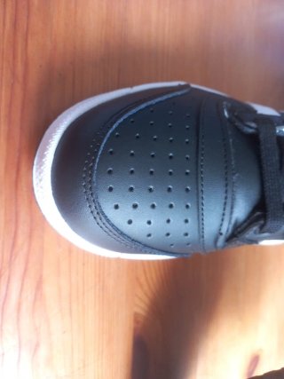 Zapatillas Adidas TOP 10 44 Negras y Blancas
