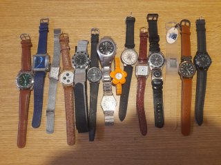 Lote de 15 relojes de pulsera