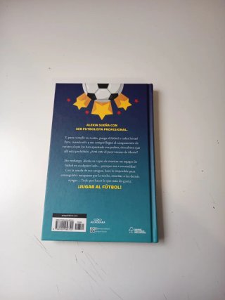 Pack de 2 libros de Alexia superfutbolista