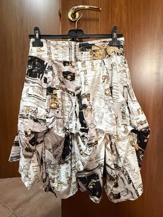 Gonna Desigual in cotone fantasia nero e oro
