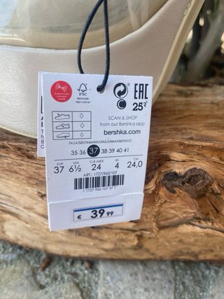 Sandalias Bershka tacón plataforma T.37