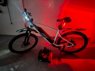 Bicicleta Eléctrica Blanca talla L