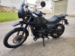 Royal Enfield Himalayan Negra 2021