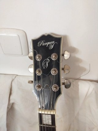 Guitarra Eléctrica Negra
