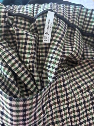 Conjunto Stradivarius Camiseta Verde y Falda XL