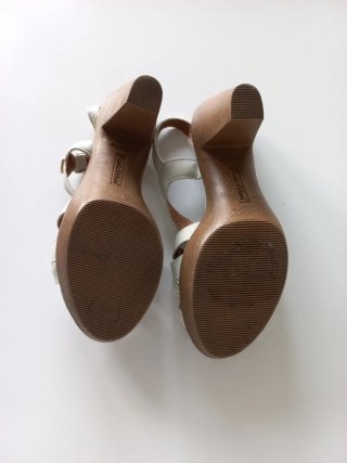 Sandalias Paula Urban Beige/Blanco Poco Uso