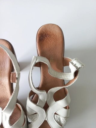 Sandalias Paula Urban Beige/Blanco Poco Uso