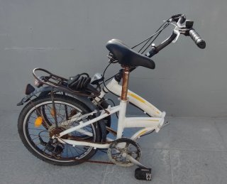 Bicicleta Plegable DHS Blanca.
