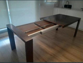Mesa comedor y 4 sillas