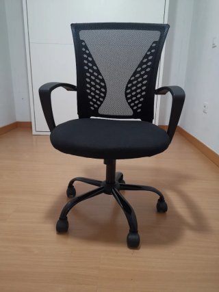 Escritorio plegable blanco y silla escritorio negr