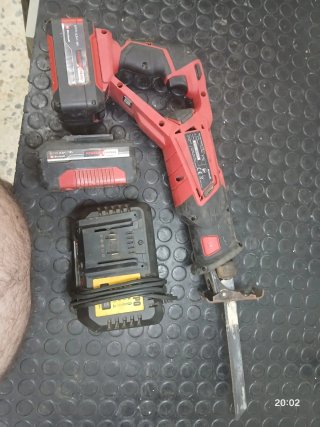 Sierra Recíproca Einhell + Baterías